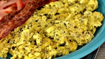 Pesto Scrambled Eggs Recipe