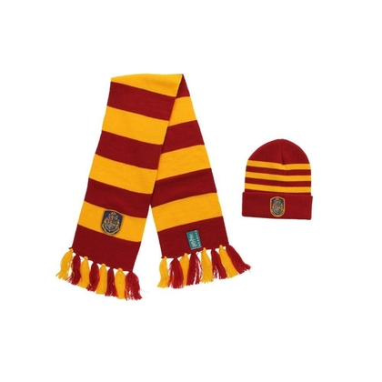 Hogwarts Knit Hat & Knit Scarf Set