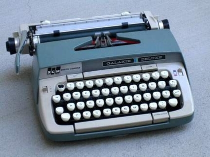 People recommend "Vintage Vtg Smith-Corona Sterling Manual Portable Typewriter w Lock-In Hard Case"