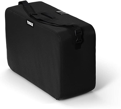 People recommend "Thule Spring Travel Bag"