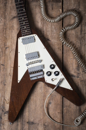 People recommend "Vintage Bench Test: 1969 Gibson Flying V"