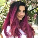 Instagram pages from Helena Zimushka