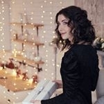 Instagram pages from Helena Zimushka