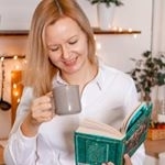 Instagram pages from Helena Zimushka