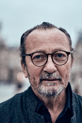 Find more info about Paolo Roversi
