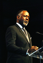 Find more info about Richard Roundtree