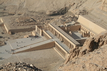 Заупокойный храм Хатшепсут в Дейр-эль-Бахри
