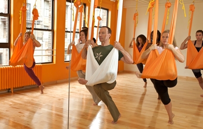 Aerial yoga 